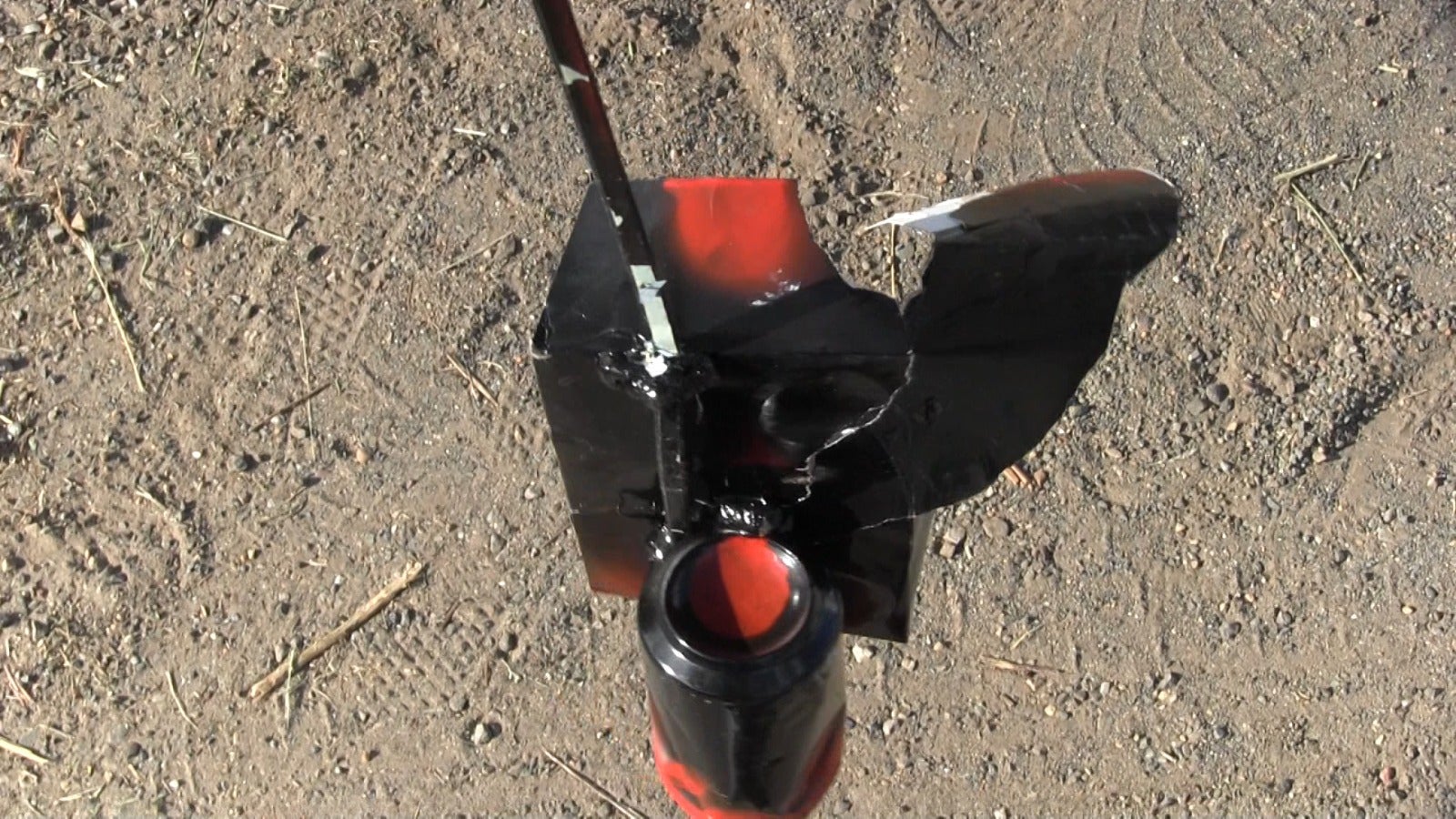 Las autoridades han retirado el improvisado radar y en la localidad esperan que sirva como reclamo para que la Junta tome medidas.