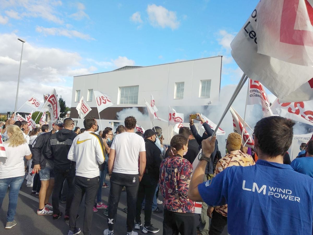 Fotos: Protestas de los trabajadores de LM en Ponferrada