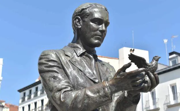 Estatua de Federico García Lorca.