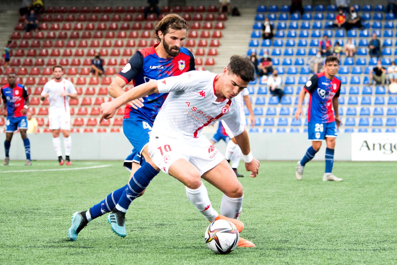 El conjunto dirigido por Ramón González ha disputado ante el UP Langreo el IX Memorial Julio Cárdenas.