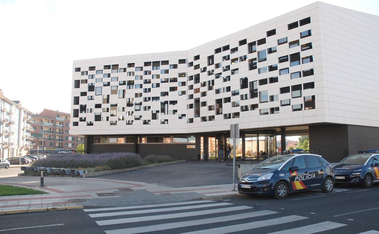 Fachada de la Comisaría de Policía de San Andrés del Rabanedo. 
