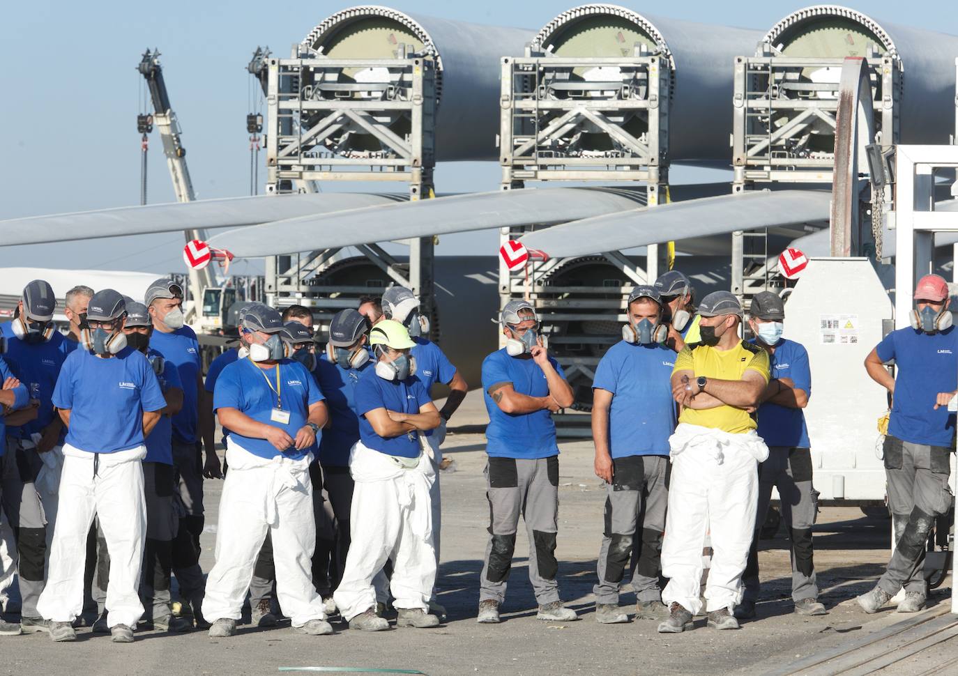 Los trabajadores deben decidir si aceptan el acuerdo de la empresa en la negociación.