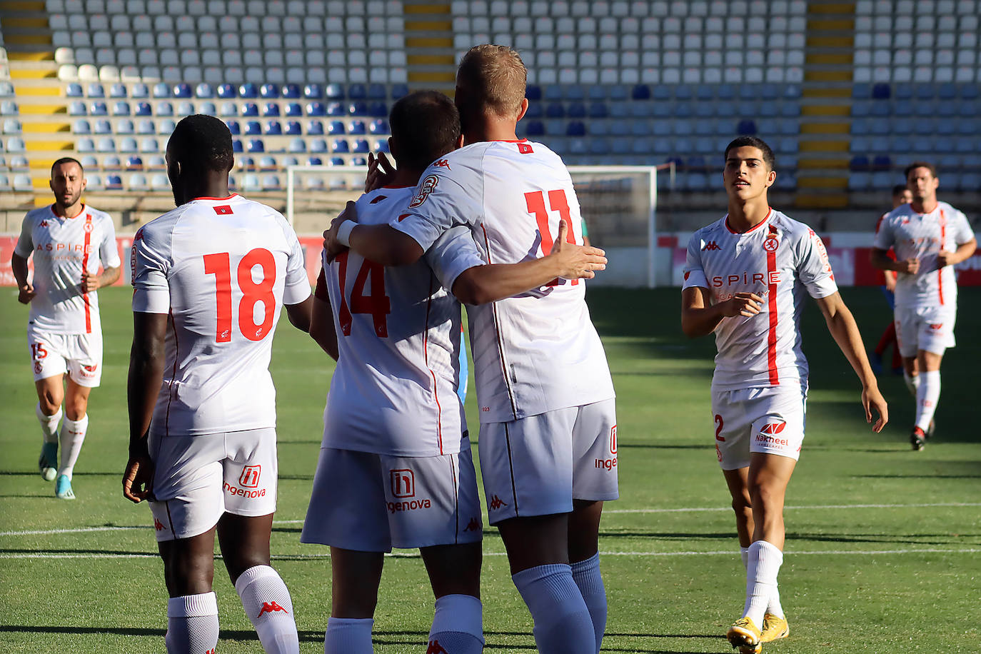 El conjunto leonés disputó su sexto y penúltimo amistoso de pretemporada ante el UD Llanera en el Reino de León.