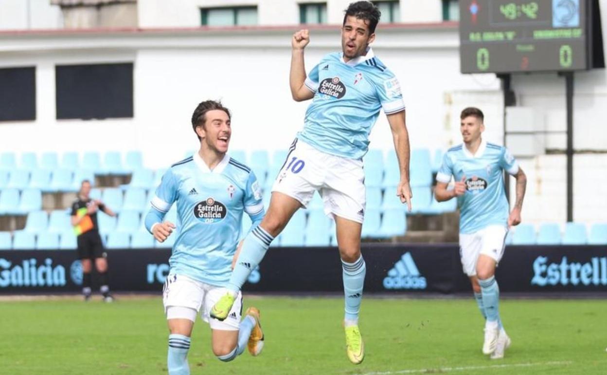 Alberto Solís, en un partido con el filial del Celta.