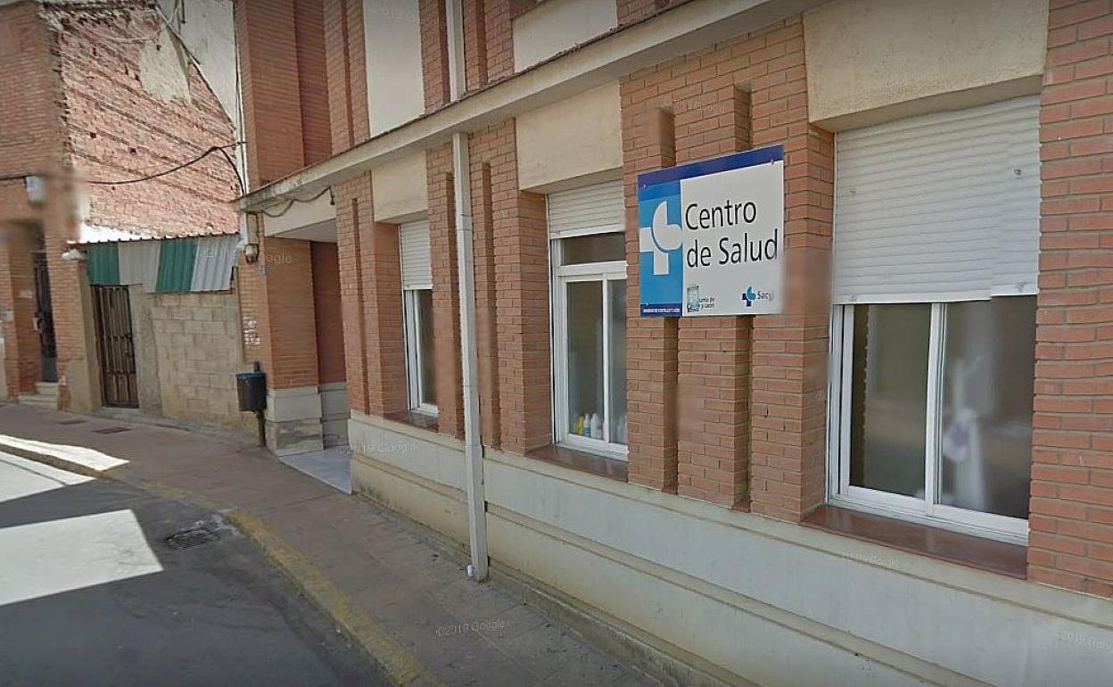 Imagen del actual centro de salud en la localidad de Sahagún.