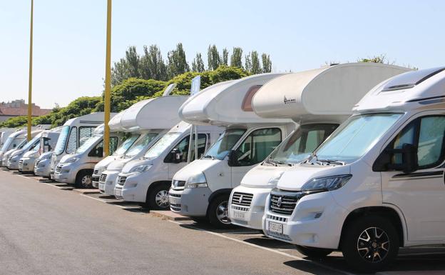 Galería. León, parada obligada para los amantes del 'caravaning'.