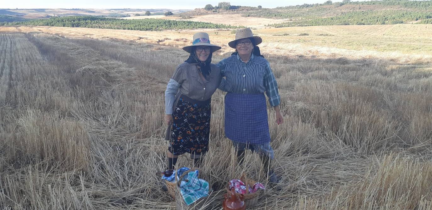 Los vecinos han vivido una tarde llena de tradiciones. 