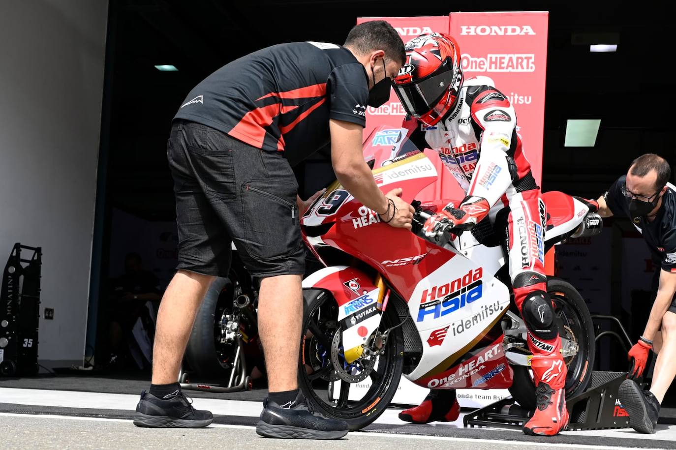 Fotos: Antonio Multo, un leonés en Moto3