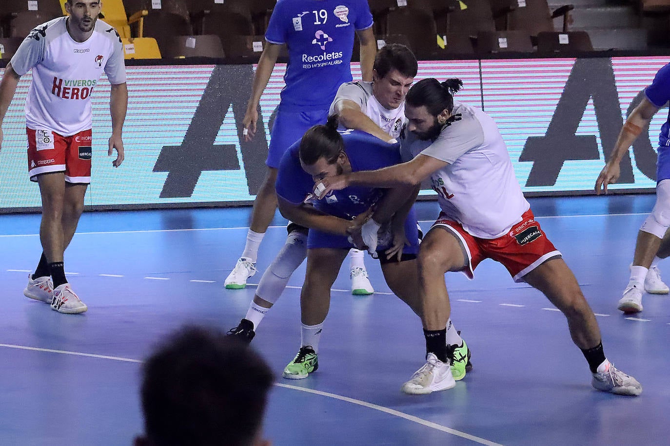 Fotos: Recoletas Atlético Valladolid - Viveros Herol Balonmano Nava