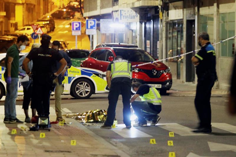 Fotos: Un hombre muere en Salamanca tras recibir varios disparos