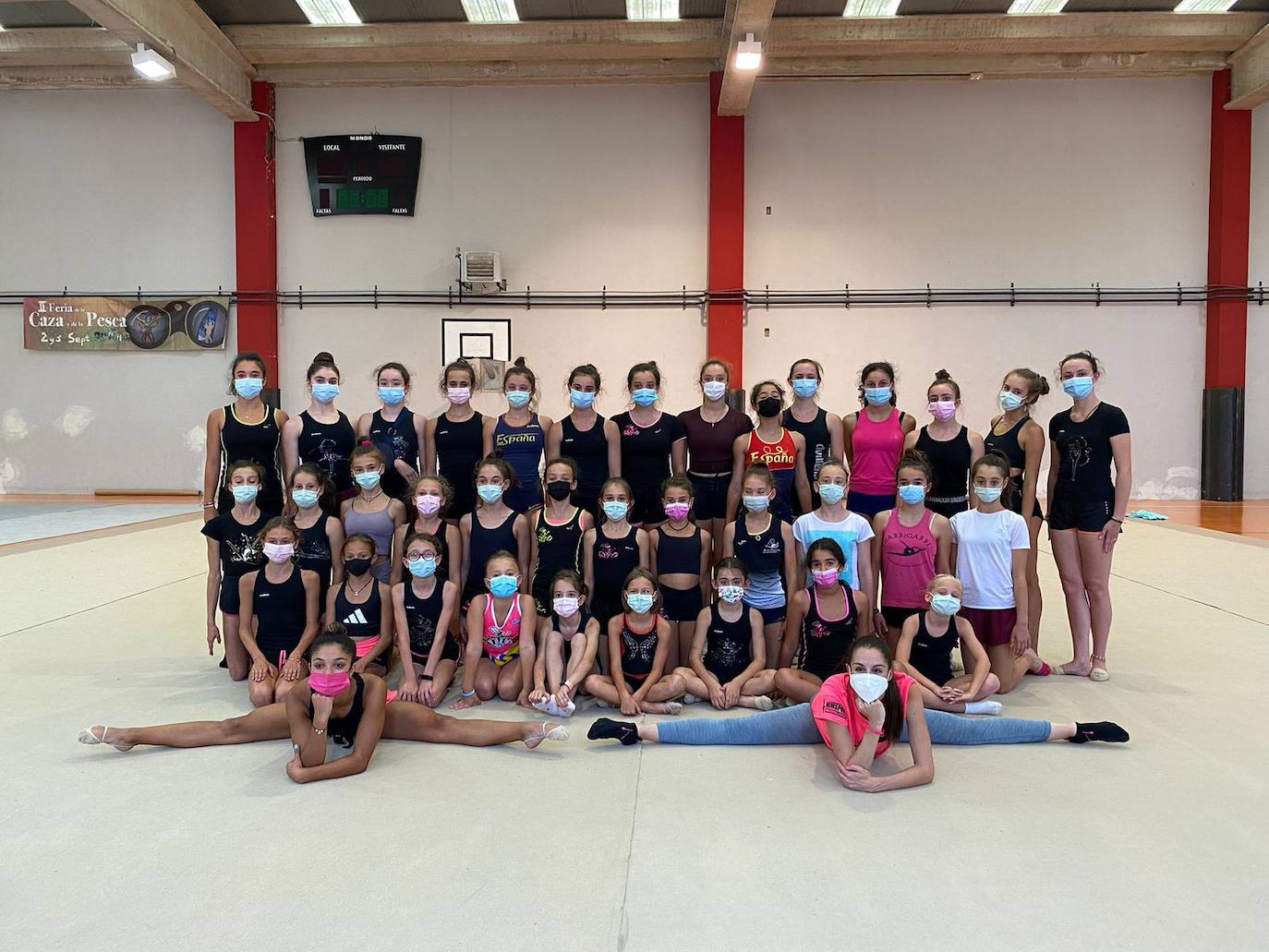 Decenas del niñas participan en este evento que se celebra cada año en La Vecilla.