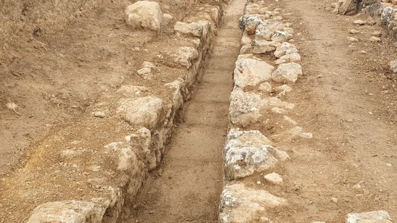 El milagro de Lancia: cinco proyectos para recupera parte de la historia de León | . Al margen de la elección del proyecto final septiembre traerá consigo también la finalización de la obra de consolidación de los restos ya excavados en el yacimiento que se terminará en dos semanas