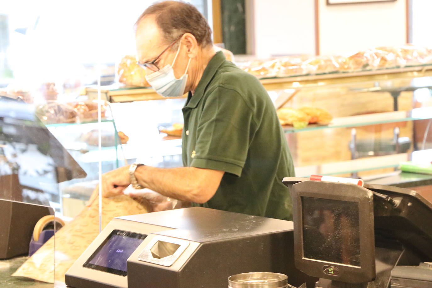 El sector de la panadería ha visto incrementado hasta más de un 60% sus facturas por electricidad.