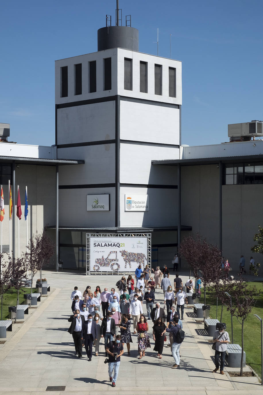 El secretario general del PSOE de Castilla y León ha visitado este evento y considera al sector agrícola «un pilar para la creación de empleo»