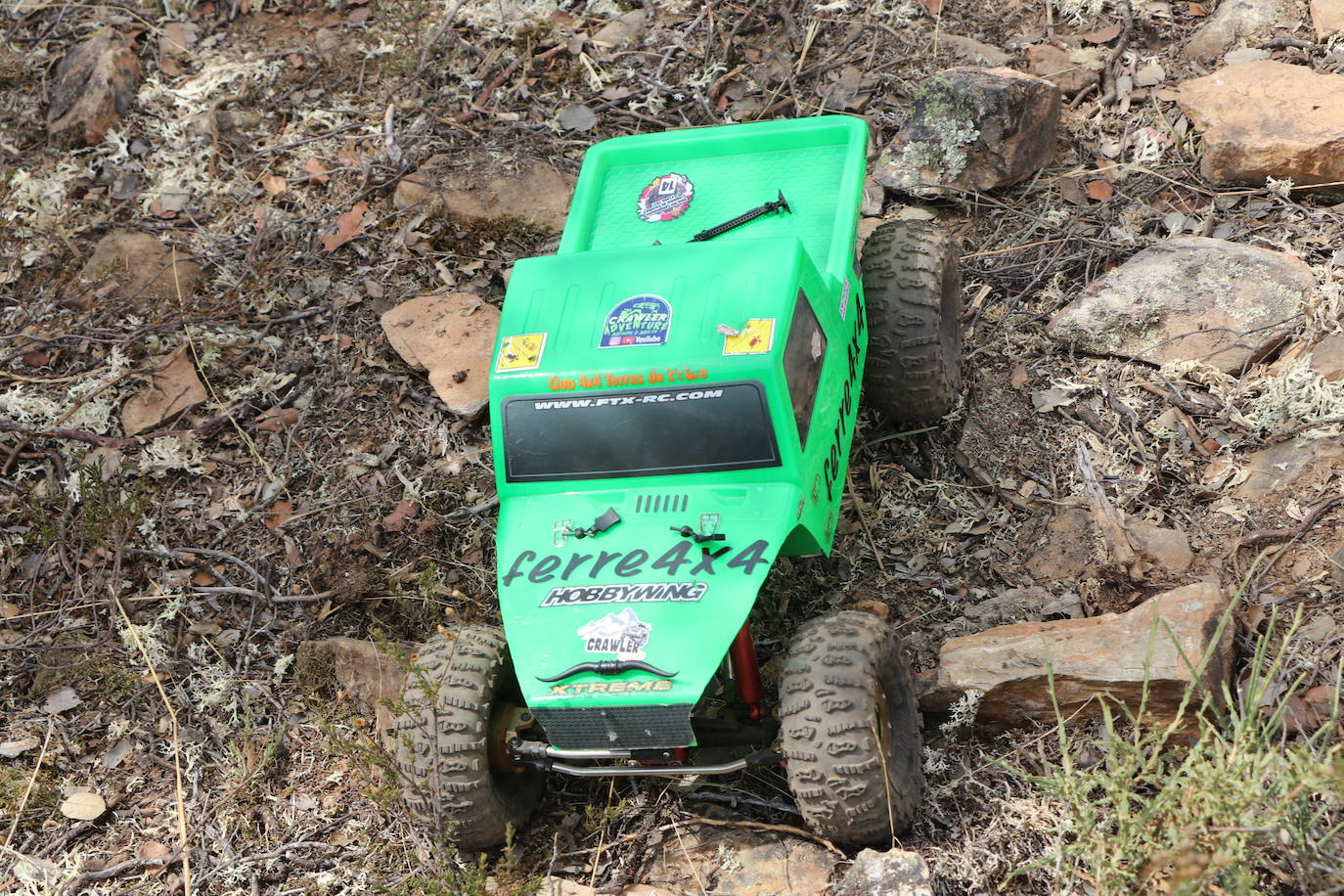 Fotos: La pasión por los coches de radiocontrol se vive en Castrotierra de la Valduerna