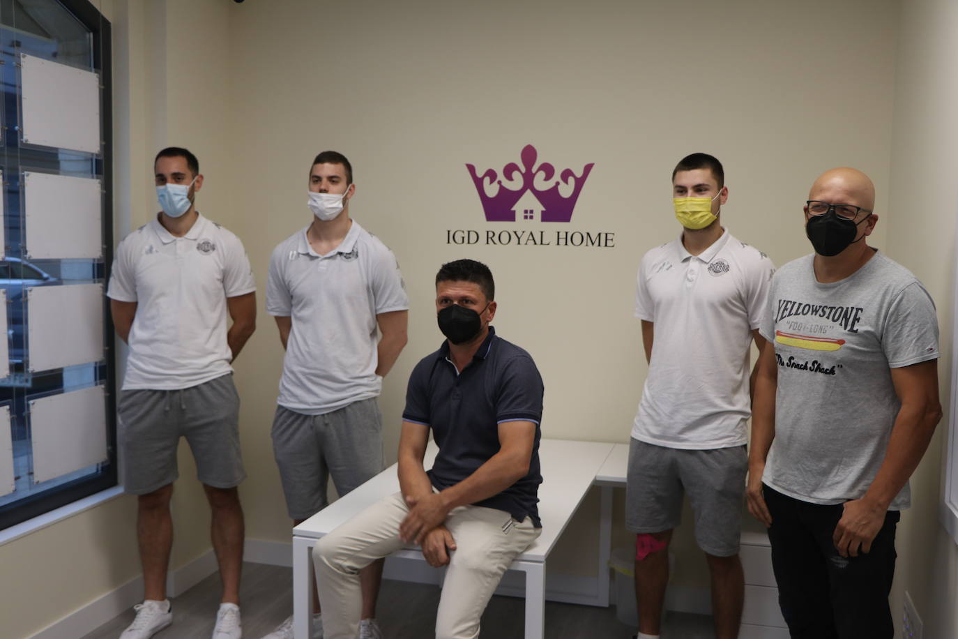 De izquierda a derecha, Jocinovic, Milosavljevic y Šoljić.