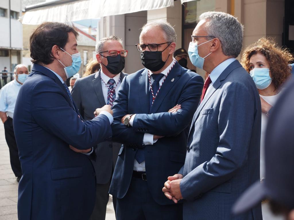 El presidente de la Junta participa en el acto institucional del LXIII Día del Bierzo.