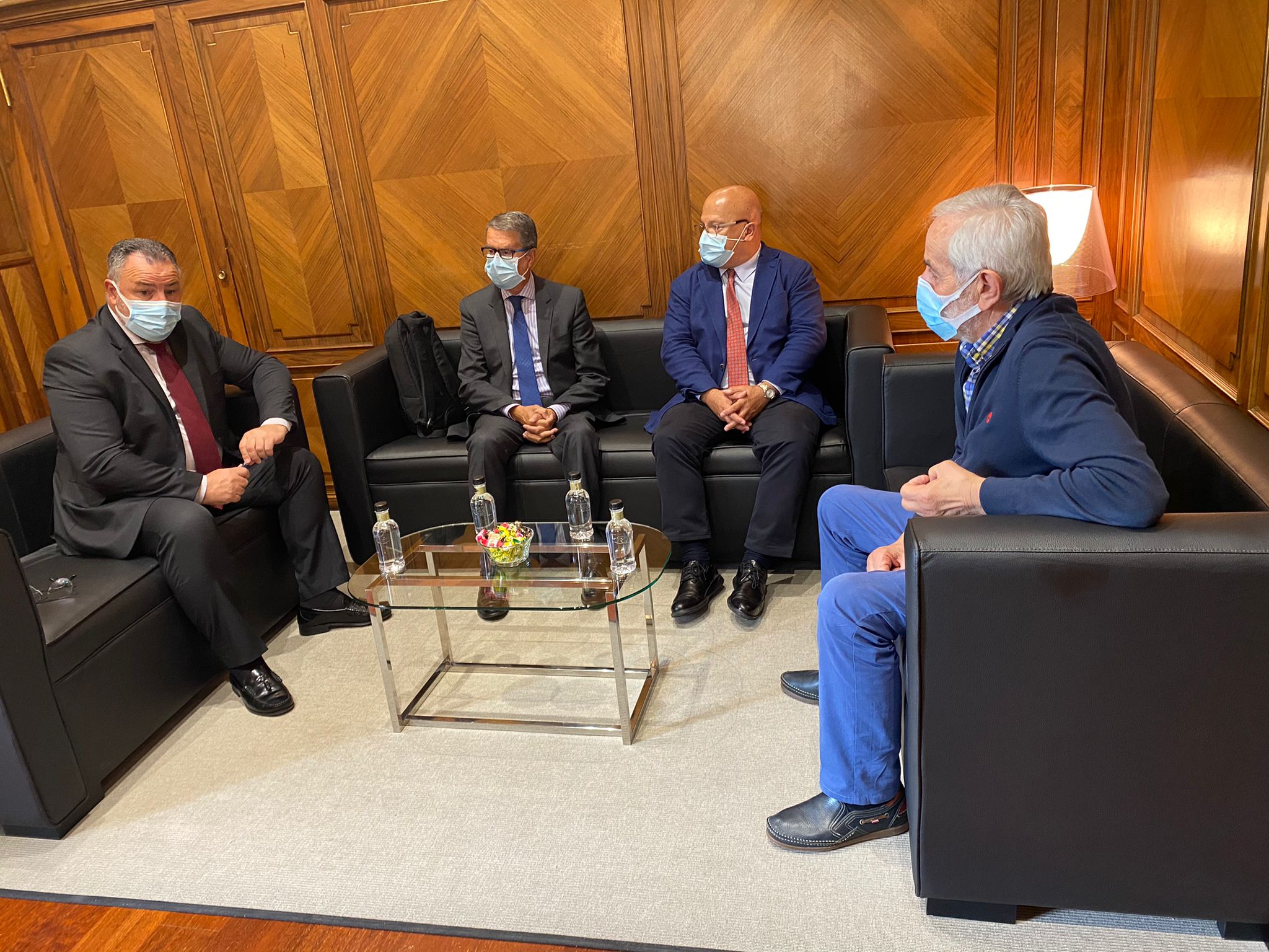 Reunión con empresarios y cámaras de comercio del secretario de Estado de Telecomunicaciones e Infraestructuras Digitales.