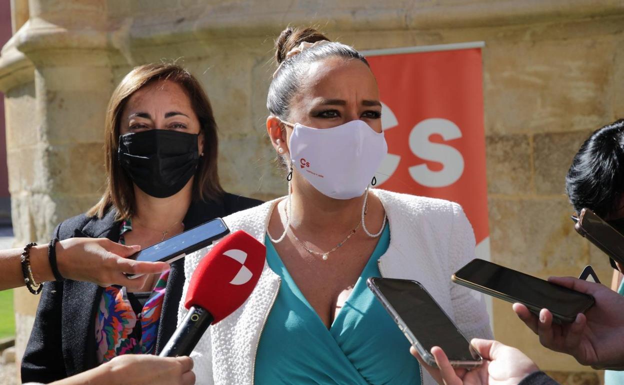 Gemma Villarroel, en la reunión del Comité Autonómico de Ciudadanos Castilla y León.