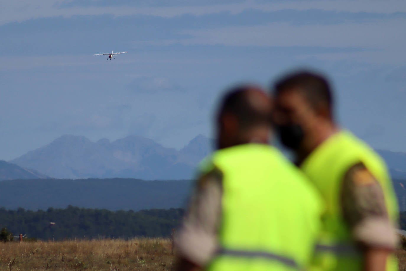 León acoge una escala del Raid aéreo del centenario de la creación de las cuatro primeras bases aéreas