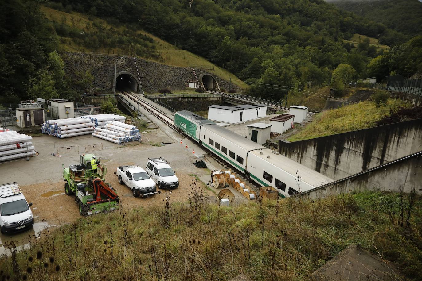 Fotos: Un recorrido ferroviario histórico para Asturias