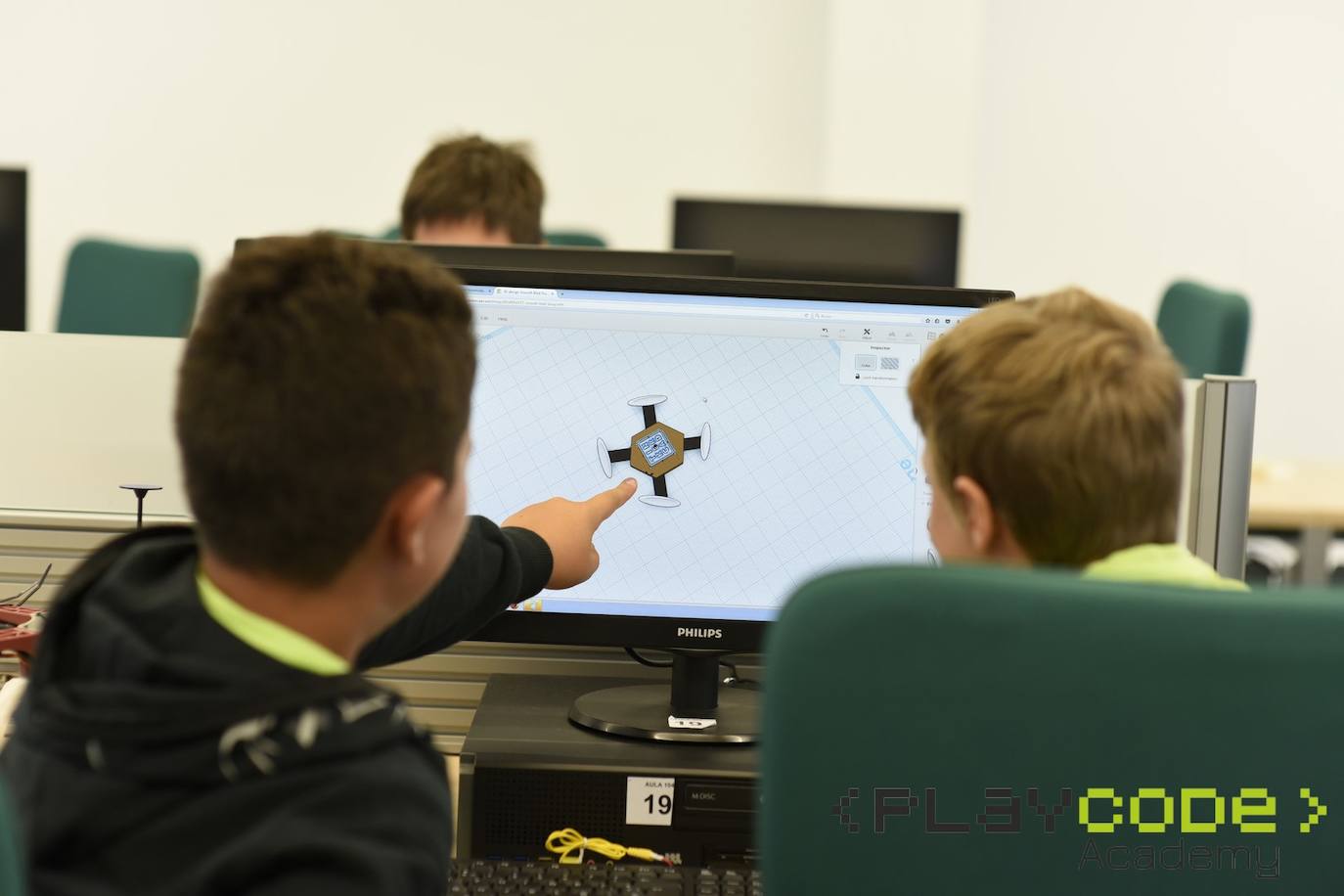 Play Code Academy, programando el futuro de los jóvenes leoneses. 