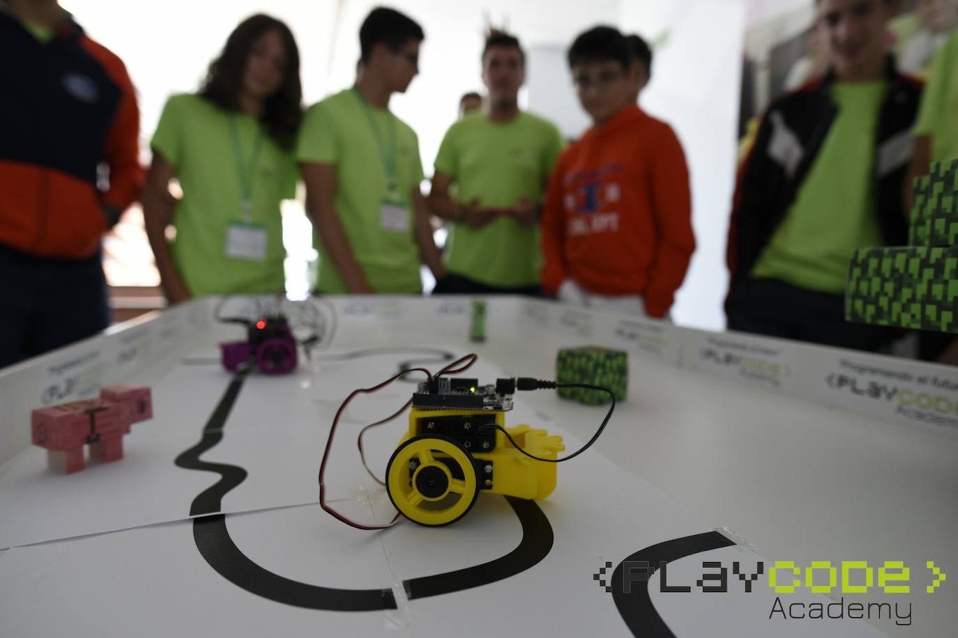Play Code Academy, programando el futuro de los jóvenes leoneses. 