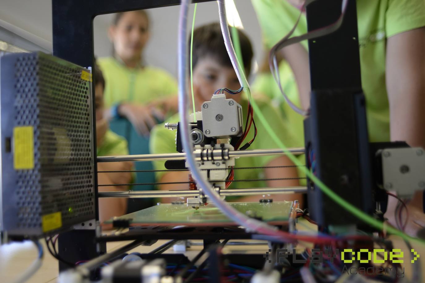 Play Code Academy, programando el futuro de los jóvenes leoneses. 