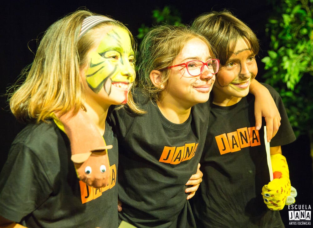 Se ha presentado la escuela de artes escénicas Jana con presencia en León de su creador, el director de teatro Javier Muñoz, quien ha confirmado que será el primer sábado de octubre cuando se inicien las clases.