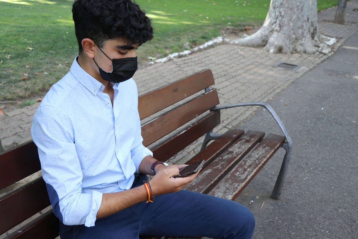 Jóvenes de toda España ponen en marcha una plataforma para compartir su pasión por las ciencias y organizan actividades para difundir conocimiento | El coordinador en León es Marcos Aláiz, que con solo 16 años quiere demostrar que «las matemáticas son más fáciles de lo que parece y pueden ser divertidas»