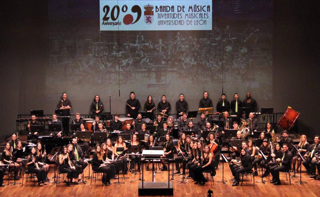 El Festival de Música Española recibe a las bandas Ciudad de Oviedo y Juventudes Musicales-ULE