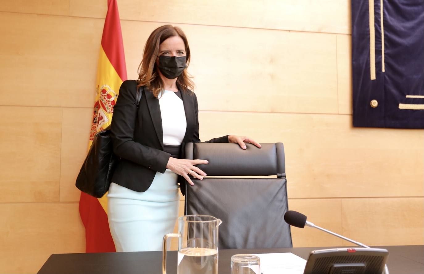 La consejera de Empleo e Industria, Ana Carlota Amigo, comparece, a petición propia, en la Comisión de Empleo e Industria de las Cortes de Castilla y León para informar sobre el grado de cumplimiento de los objetivos de su departamento para la legislatura.