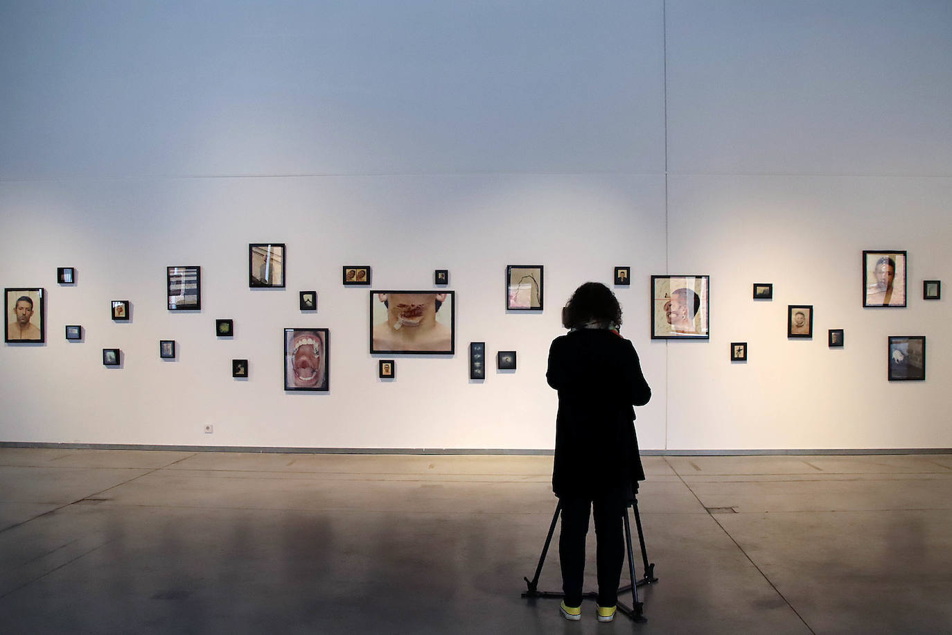 El alcalde de León, José Antonio Diez, preside el acto de inauguración de la muestra fotográfica Expositivos 21.