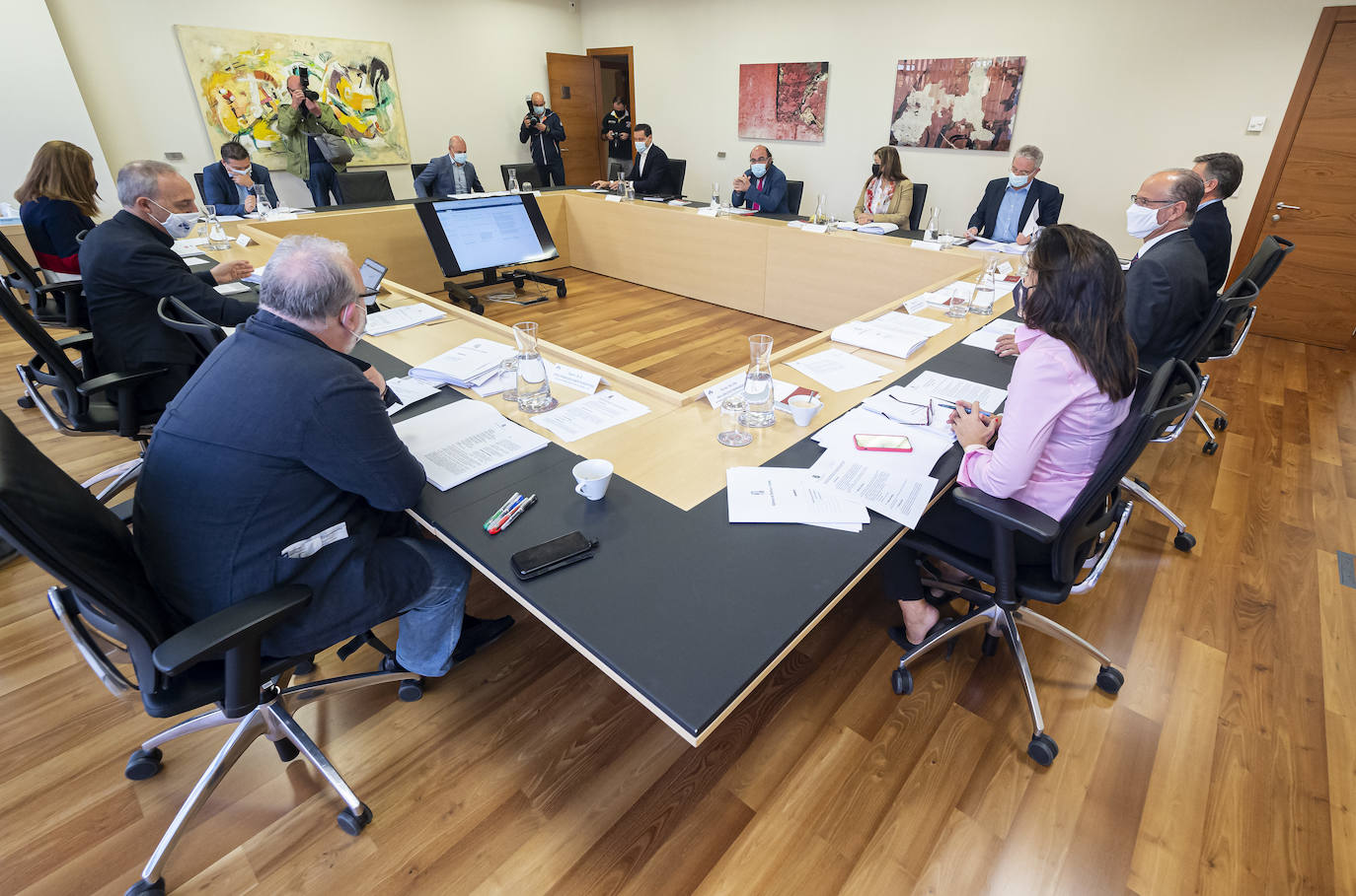 Reunión de la Junta de Portavoces de las Cortes.