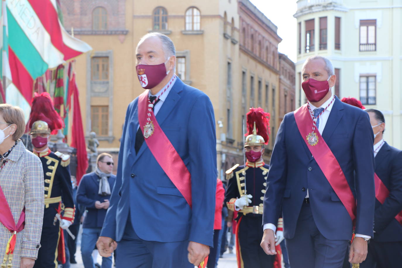 Ayuntamiento y Cabildo retomaron su habitual intercambio dialéctico sobre la obligatoriedad de la ofrenda municipal.