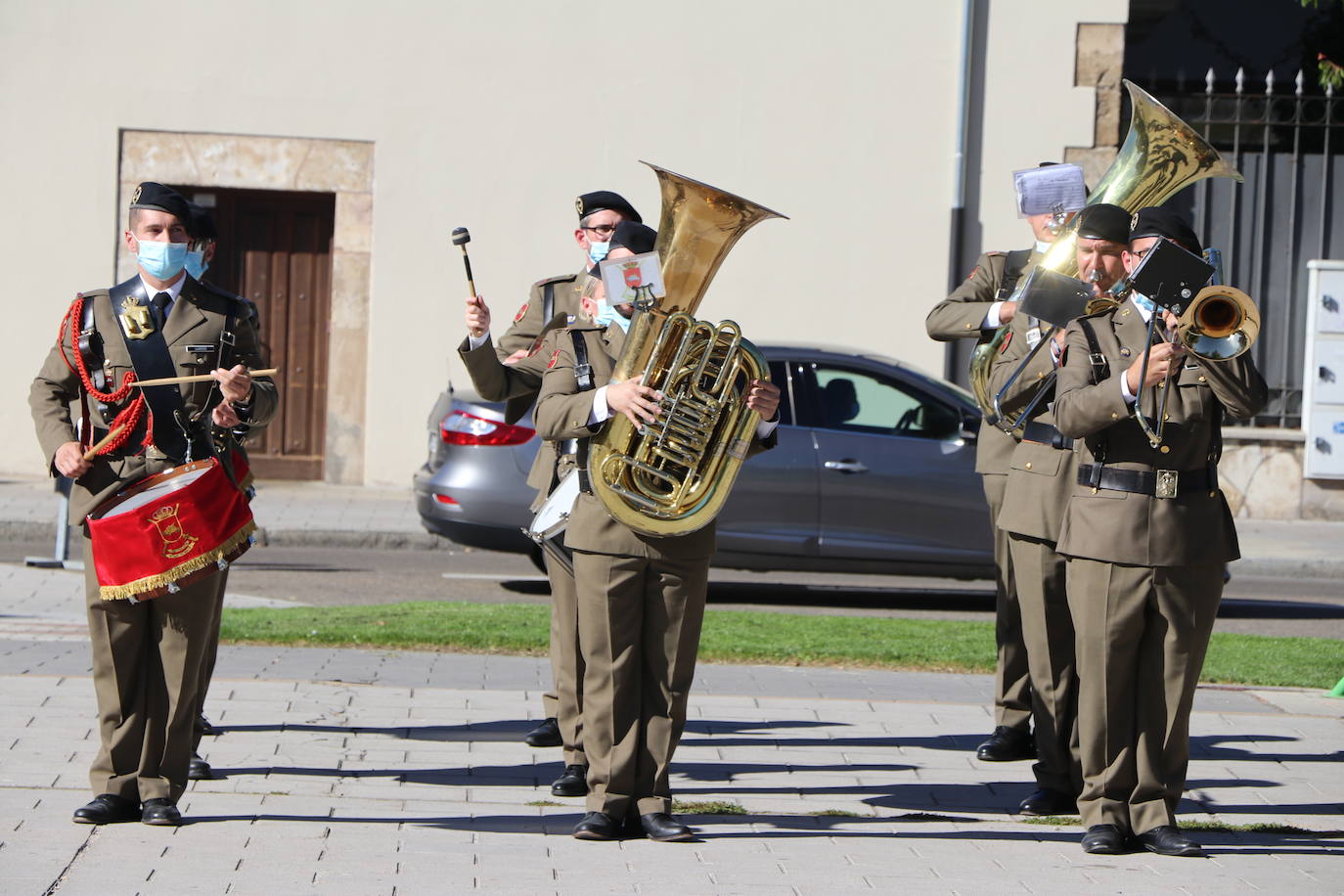 Acto castrense celebrado en León con motivo del día de la Hispanidad.