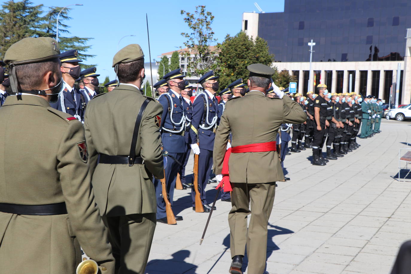 Acto castrense celebrado en León con motivo del día de la Hispanidad.