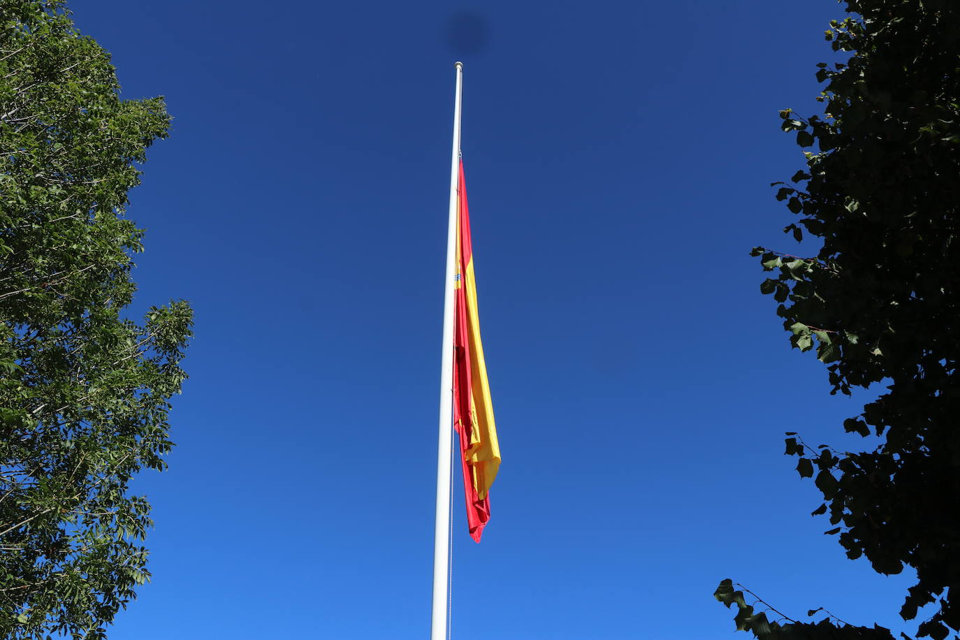 Acto castrense celebrado en León con motivo del día de la Hispanidad.