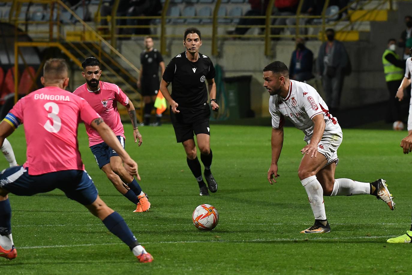 Los de Ramón González caen derrotados frente al conjunto de Víctor Cea en el Reino de León