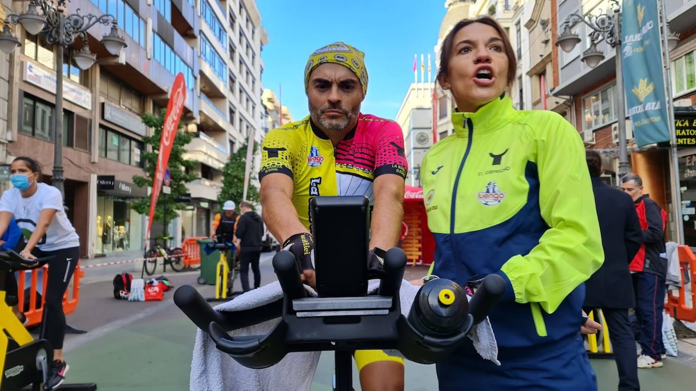 Desde primera hora de la mañana los componentes de cada equipo se han puesto a pedalear.