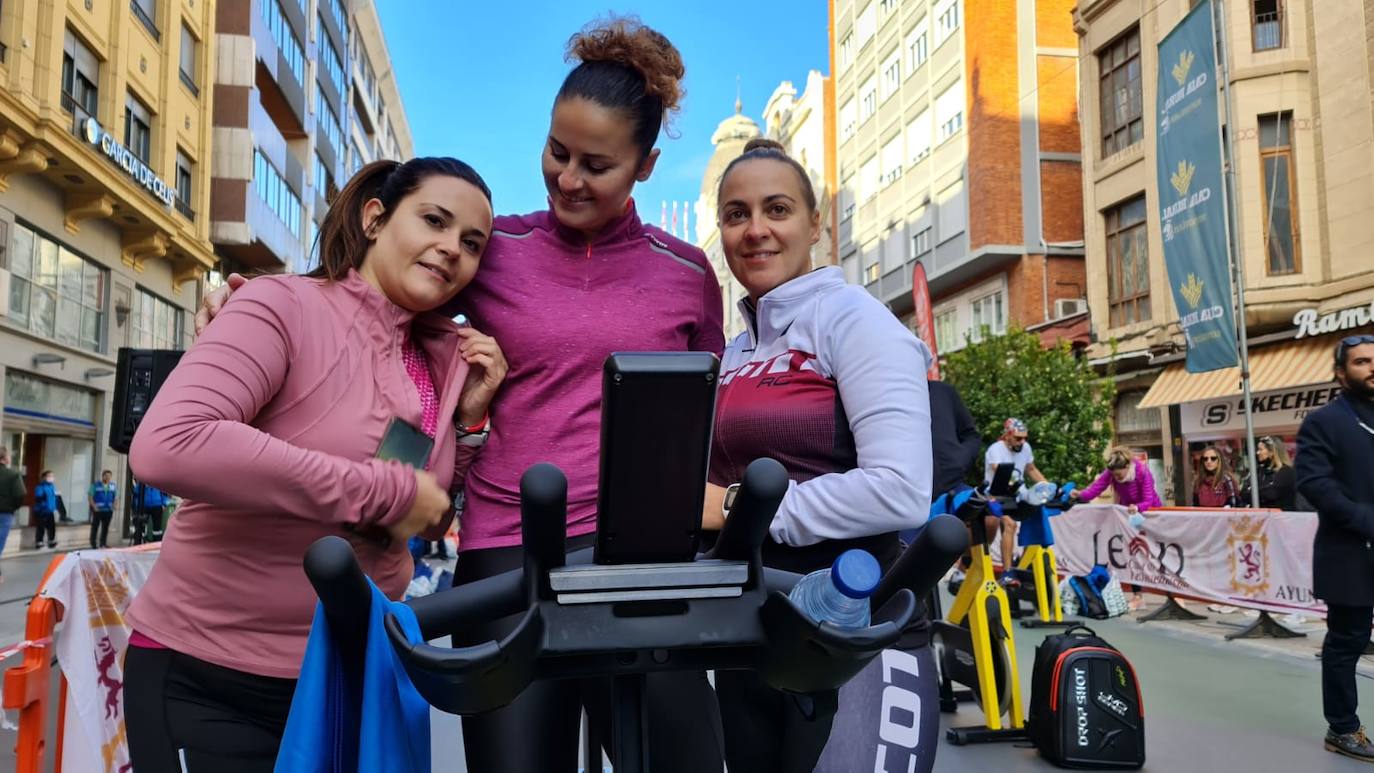 Desde primera hora de la mañana los componentes de cada equipo se han puesto a pedalear.