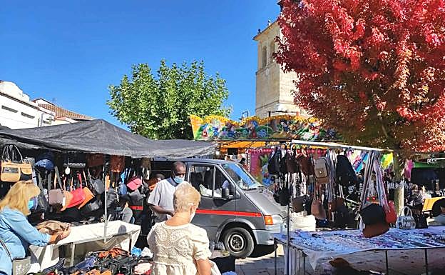 Galería. El mercado tradicional es uno de los buques insignias de las celebraciones del municipio.