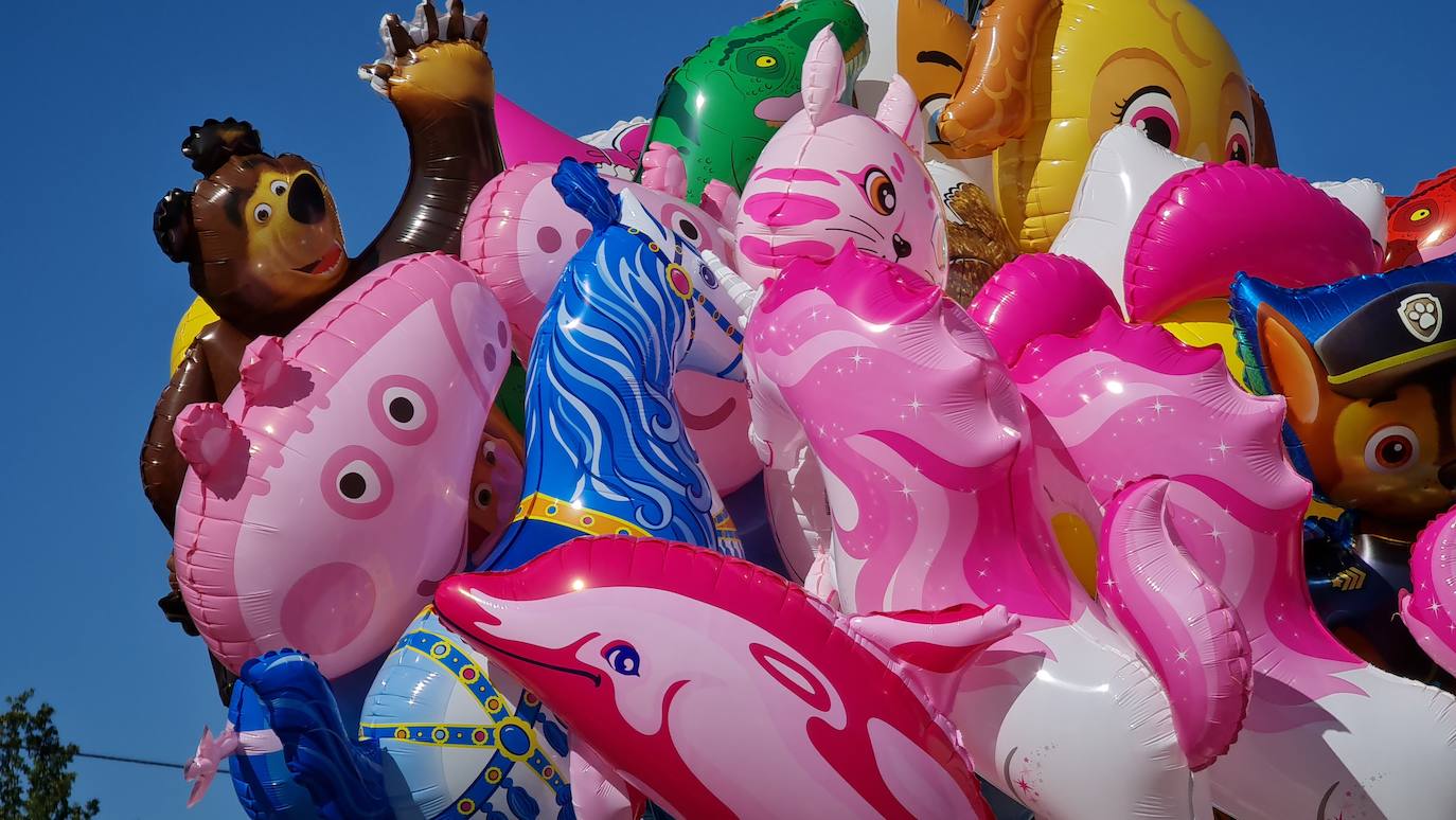 'Pulpadas', Feria de Ganado y más de 200 puestos llenan de color el Valle de Laciana.