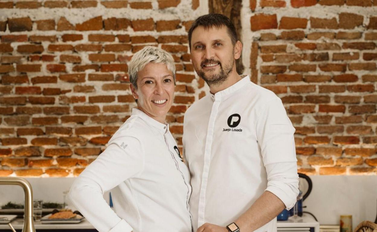 Yolanda Rojo, junto a Juanjo Losada, del Restaurante Pablo.