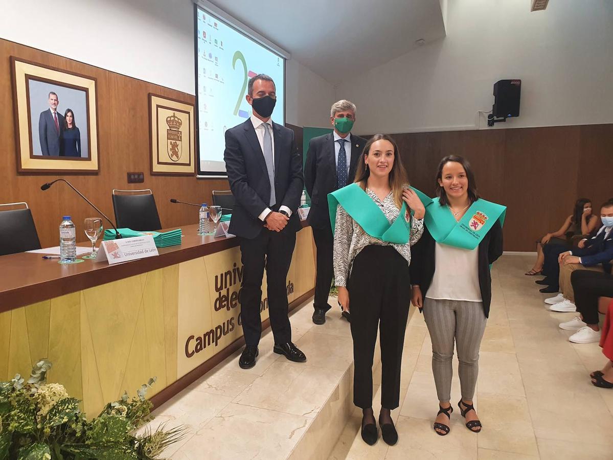 Fotos: Graduación de las VII promoción de Fisioterapia del Campus de Ponferrada