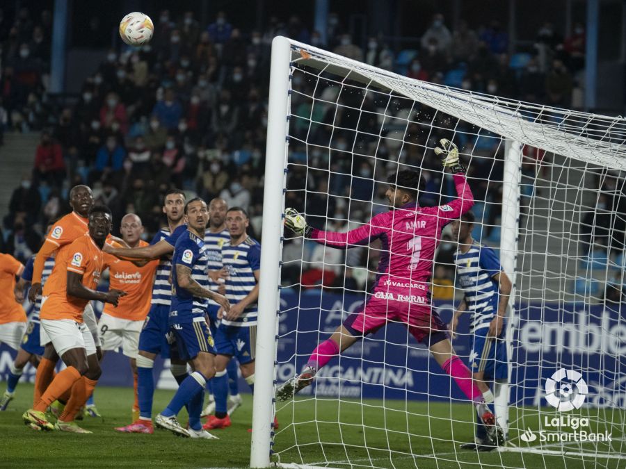 El conjunto berciano no pudo pasar del empate sin goles ante el equipo madrileño.