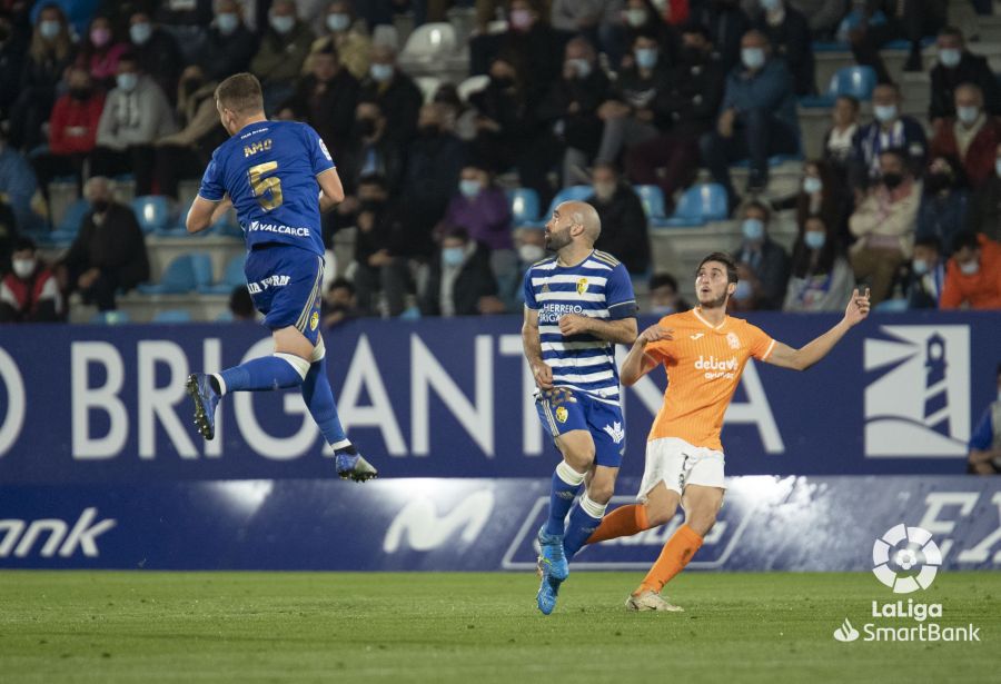 El conjunto berciano no pudo pasar del empate sin goles ante el equipo madrileño.