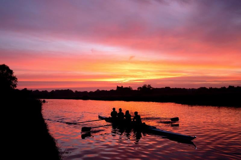 El atardecer en la ciudad inglesa de Cambridge.