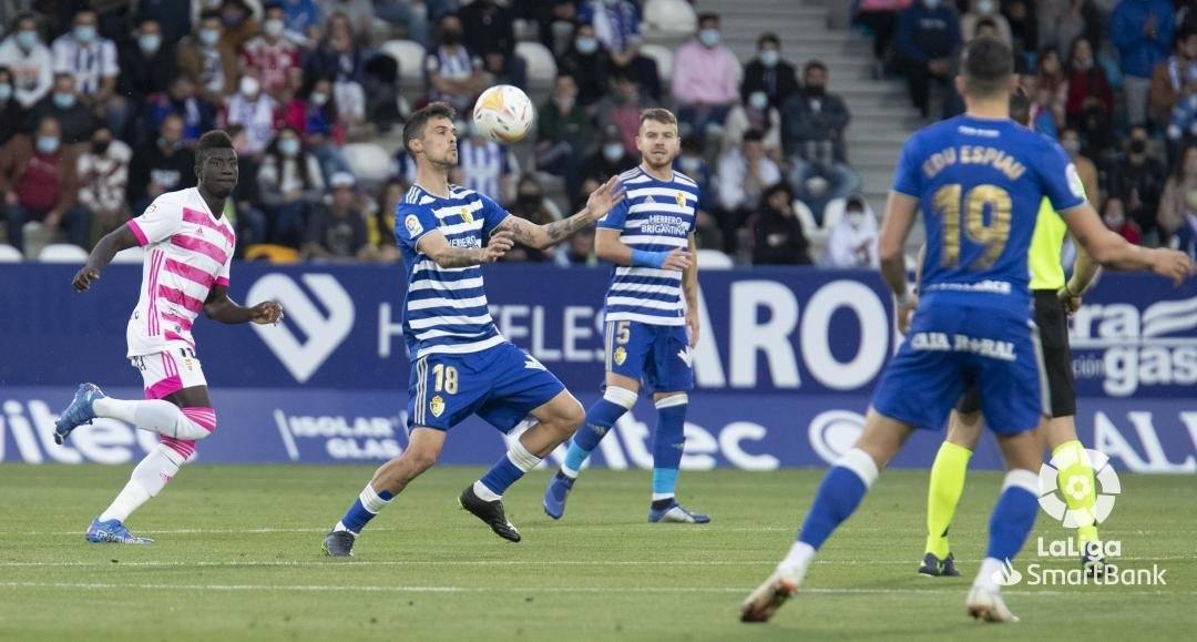 La Deportiva suma la primera derrota en su feudo ante el conjunto asturiano.