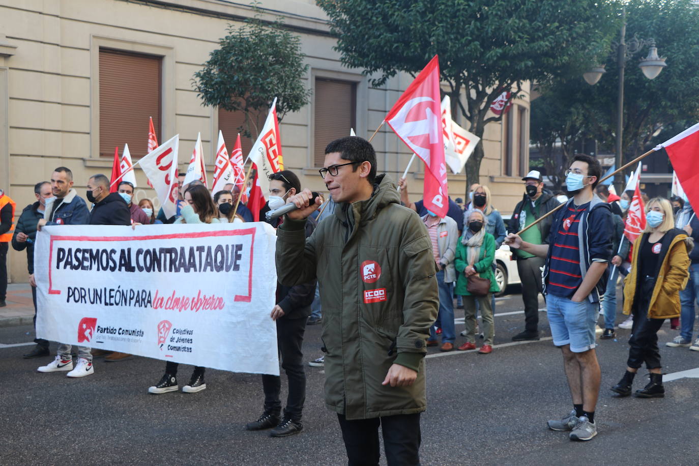 Reclaman que no haya deslocalización de sus puestos de trabajo y que no se siga adelante con la desindustrialización de León.